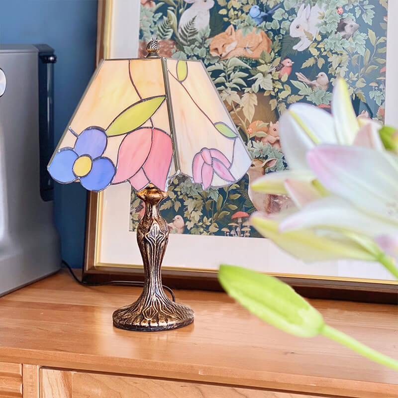 Vintage Stained Glass Table Lamp