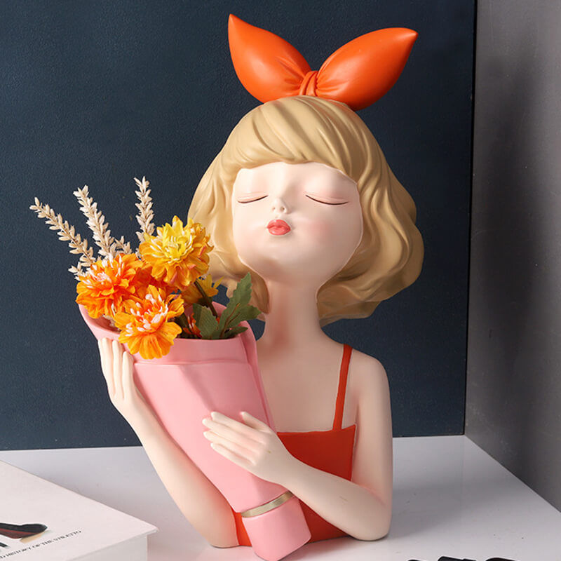 Bow Girl Bouquet Resin Decoration