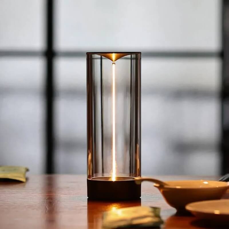 Magnetic Line Table Lamp