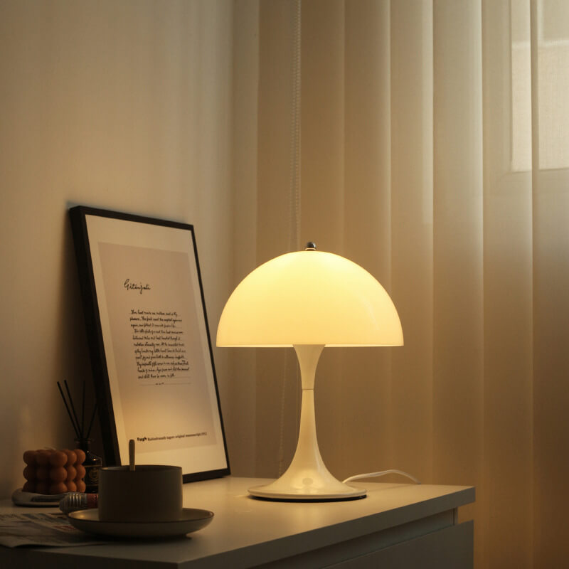 Romantic White Mushroom Table Lamp