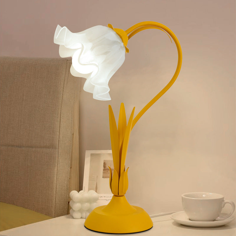 Romantic Flower Table Lamp