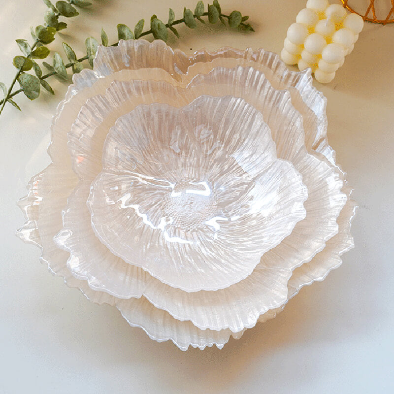 Pearlescent Flower-Shaped Glass Storage