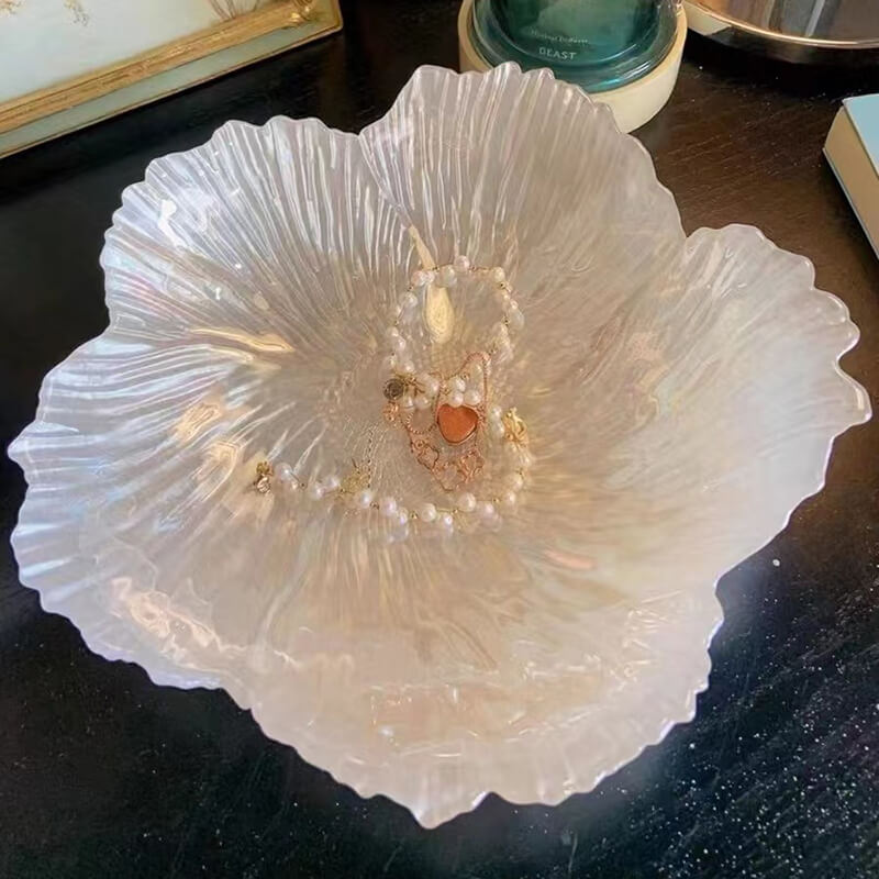 Pearlescent Flower-Shaped Glass Storage