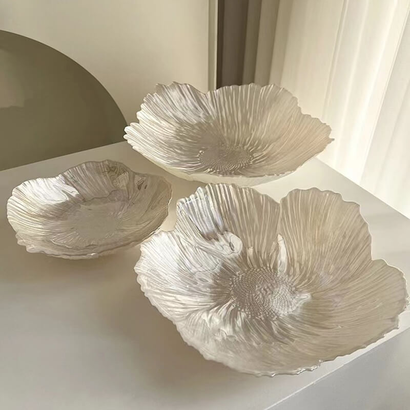 Pearlescent Flower-Shaped Glass Storage
