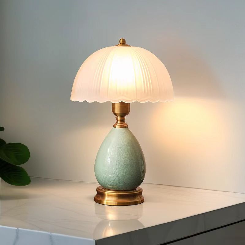 Retro Ceramic Table Lamp