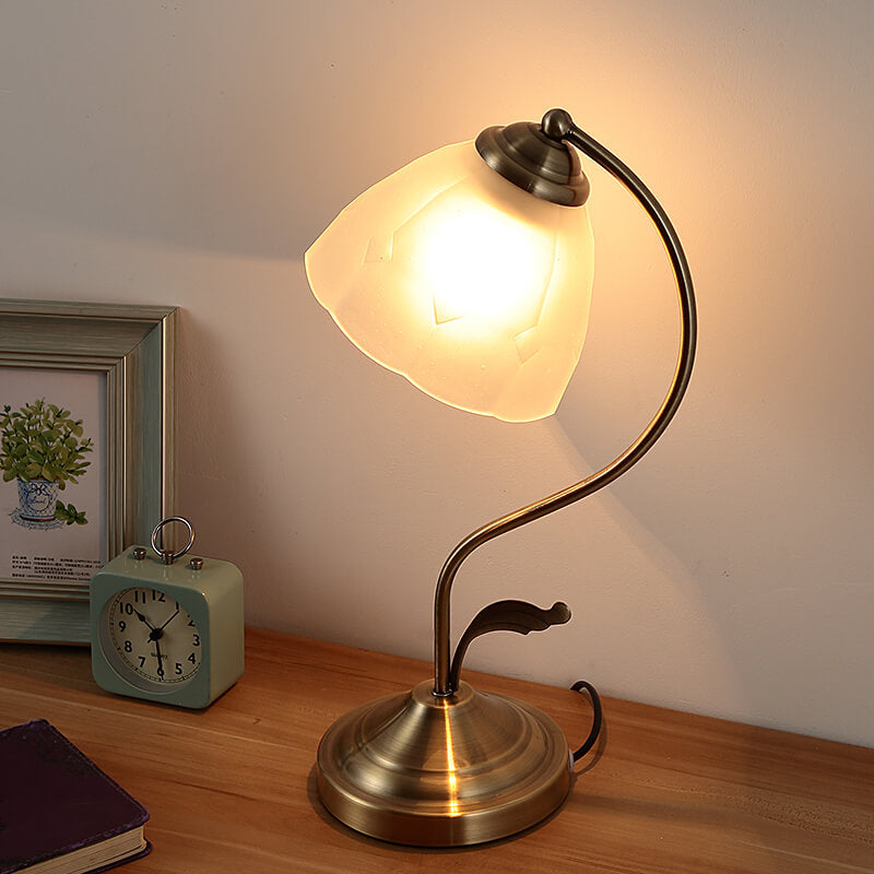 Retro Glass Tiffany Table Lamp