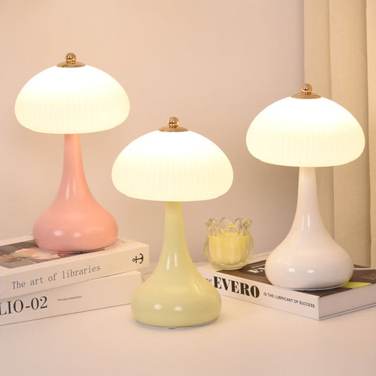 Romantic Cream Style Table Lamp