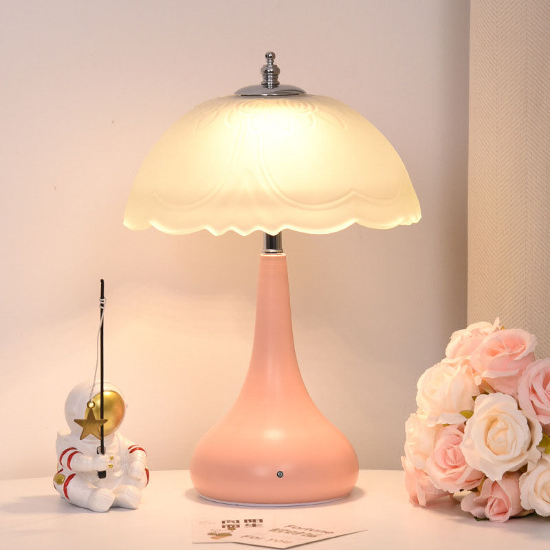 Romantic Cream Style Table Lamp