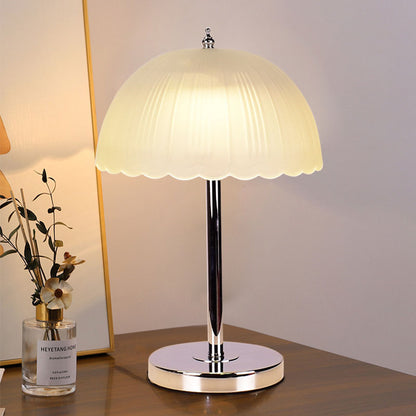 Simple Petal Table Lamp