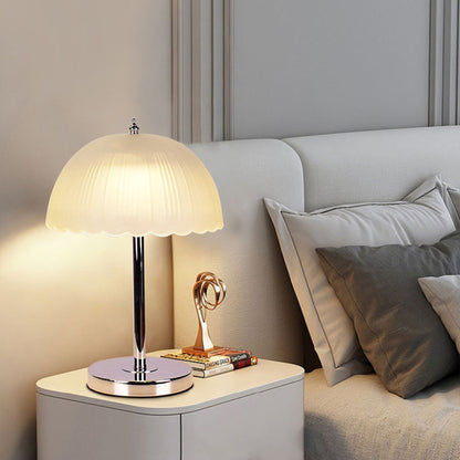 Simple Petal Table Lamp