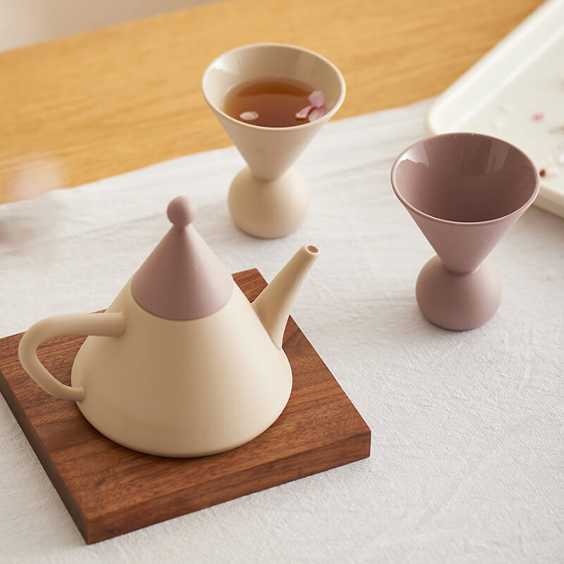 Small Pointed Hat Ceramic Teapot Set