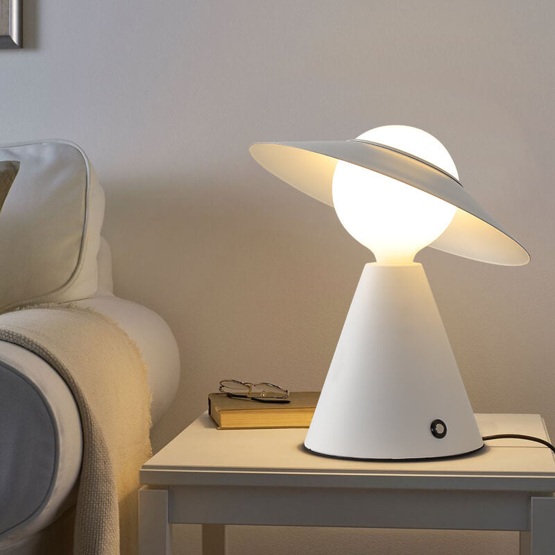 Straw Hat Table Lamp