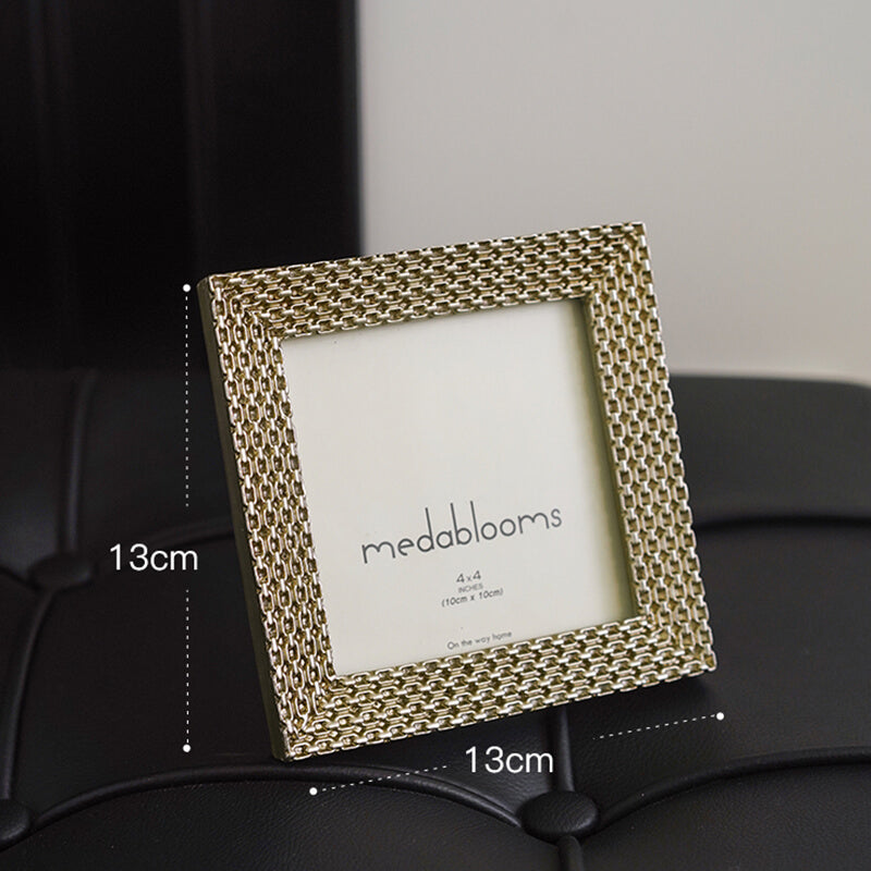 MOREUSHOP | Light Luxury Gold-plated Photo Frame – Moreushop