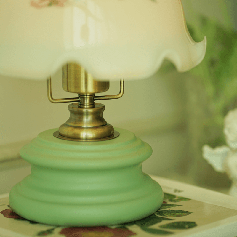 Retro Flower Glass Table Lamp